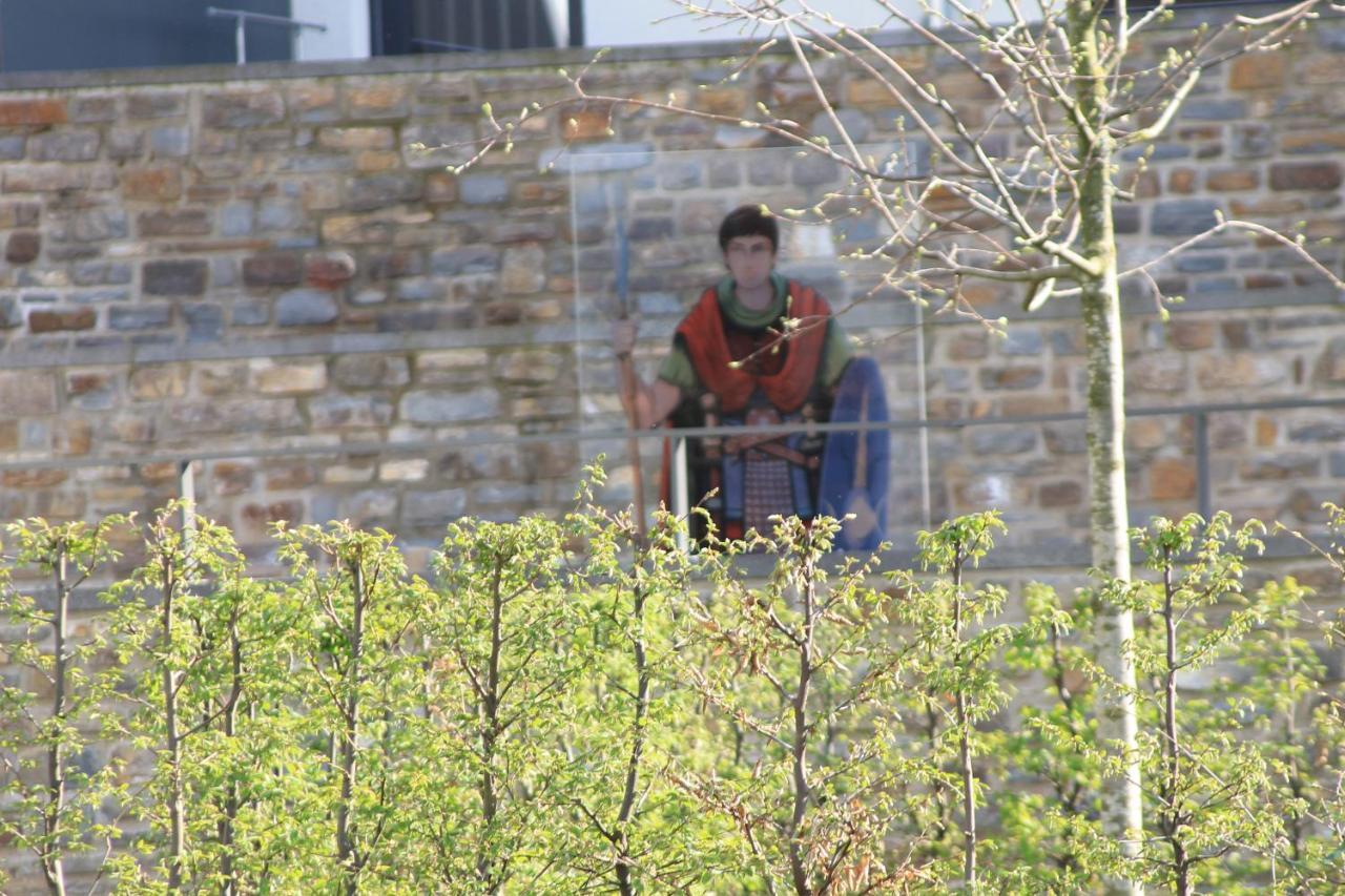 Fe Wo Am Alten Rathaus Andernach Kültér fotó