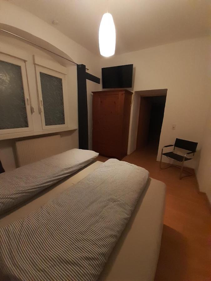 Fe Wo Am Alten Rathaus Andernach Kültér fotó