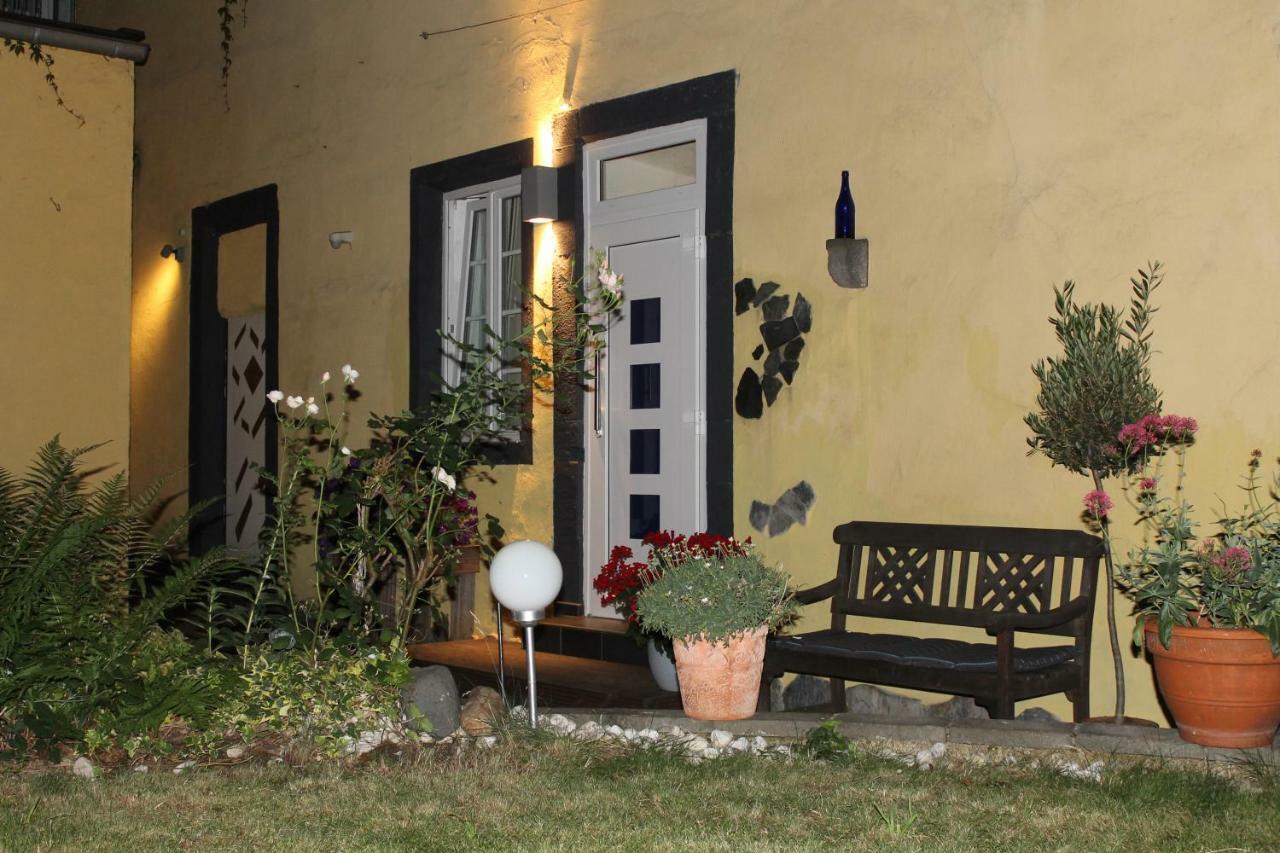 Fe Wo Am Alten Rathaus Andernach Kültér fotó